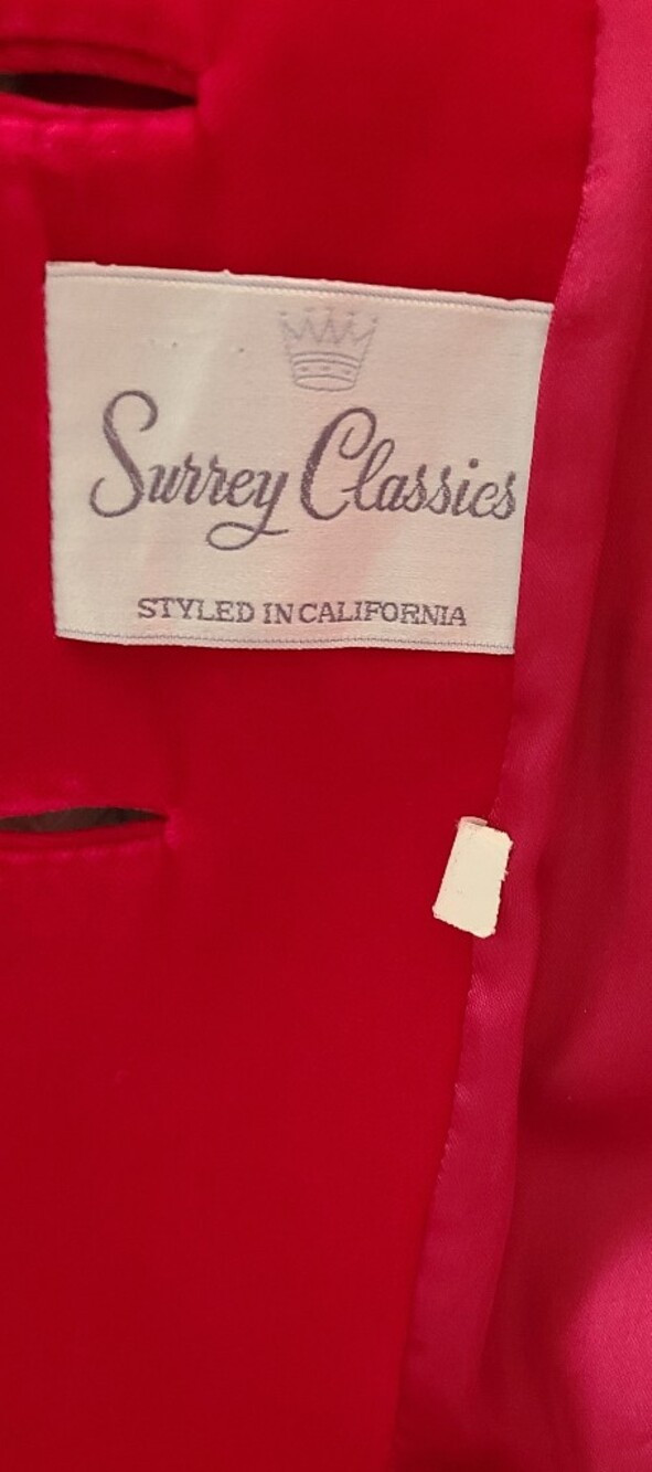 SURREY CLASSICS Classic Women's Red Button-Front Coat - Picture 7 of 7